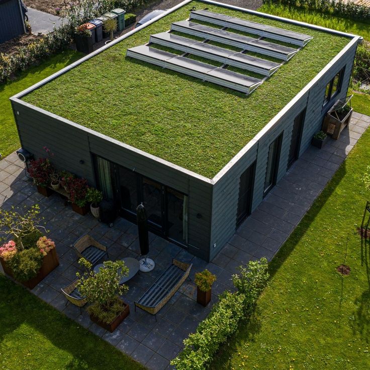 Green Roofs and Rooftop Amenity Decks in Calgary: What the Climate Actually Allows